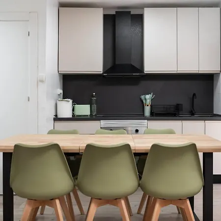 Apto Pirenarium L Cine L Parking L Wifi L Trastero 公寓 *