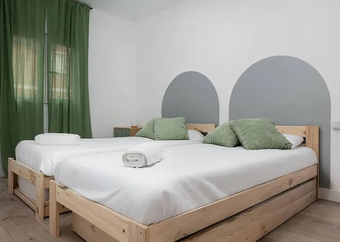 Lägenhet Apto Pirenarium L Cine L Parking L Wifi L Trastero