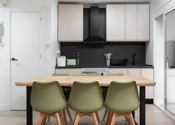 Apto Pirenarium L Cine L Parking L Wifi L Trastero Lägenhet *