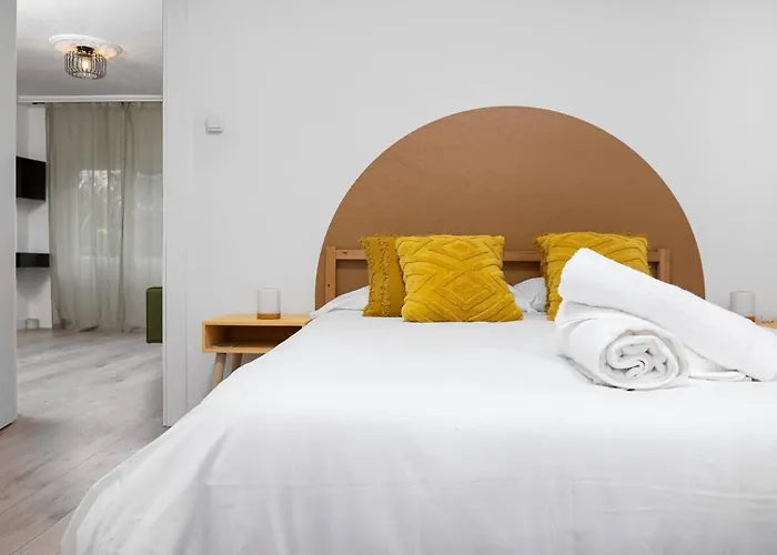 Lägenhet Apto Pirenarium L Cine L Parking L Wifi L Trastero *