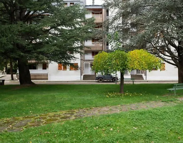 Apto Pirenarium L Cine L Parking L Wifi L Trastero Lägenhet *