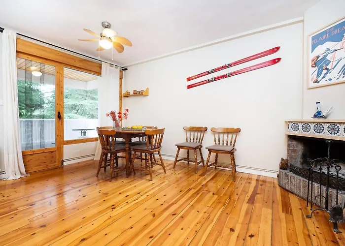 Lägenhet Apto Pirenarium L Cine L Parking L Wifi L Trastero